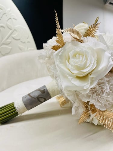 جلد على مسكة العروس