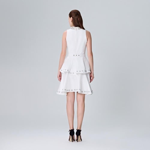 فستان مزين بكرستال