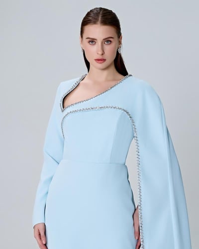 فستان مزين بكرستال