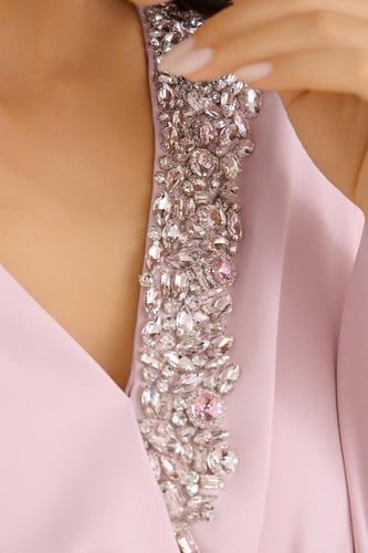 فستان أنيق بكرستال