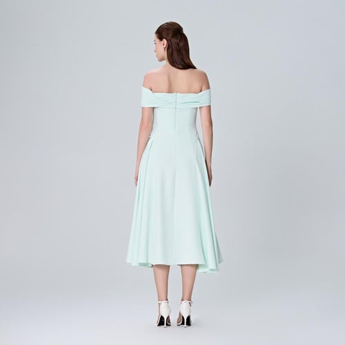 فستان بقصة اوف شولدر