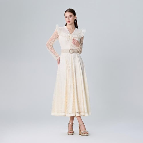 فستان مزين بحزام