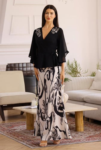 تنورة مميزة مشجرة