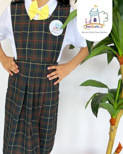 مريول فقط مركز مارفيلز - بناتي