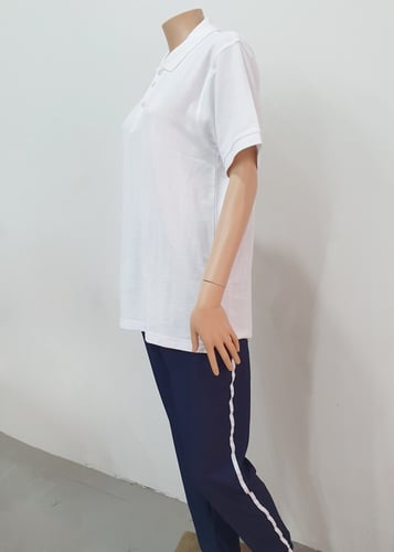 الزي الرياضي لمدارس