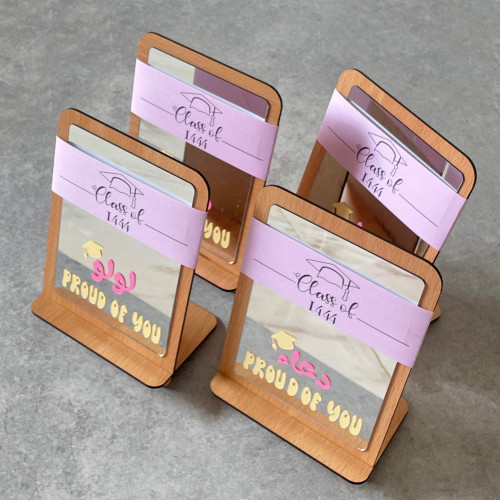 مرايا التخرج مع الإسم