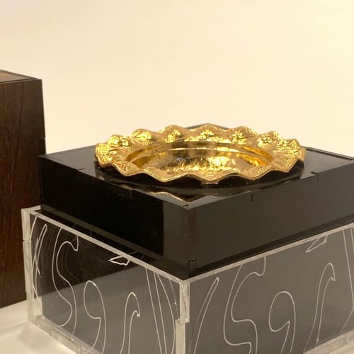 مبخرة خشبية بزخارف عربية