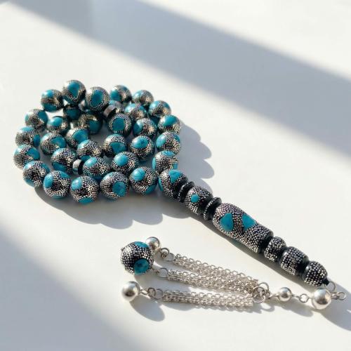 سبحة يسر مع كوك فاخر مطعم فضة عيار 1000 و بالفيروز...