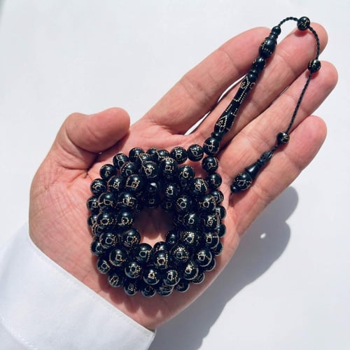 سبحة يسر مطعمة ذهب عيار 18 أسماء الله الحسنى - 99...