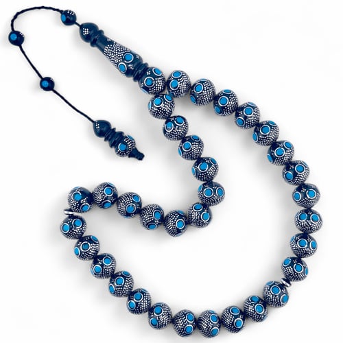 سبحة كوك أسود طبيعي فاخر مطعمة بالفضة عيار 1000 و...