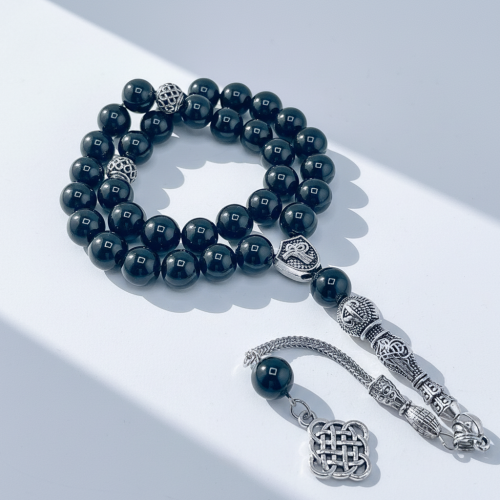 سبحة حجر عقيق أسود طبيعي - حجر أونكس 33 خرزة 10 مل...