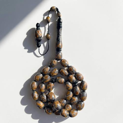 سبحة يسر مطعم كهرمان طبيعي و فضة عيار 1000 - 12 مل...