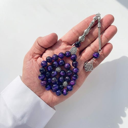 سبحة حجر عين النمر الكريم باللون البنفسجي