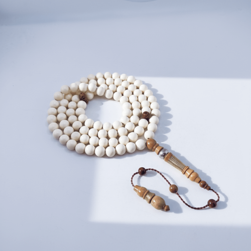 سبحة عظم جمل بفواصل كوك مطعم نحاس – سبحة راقية لعش...