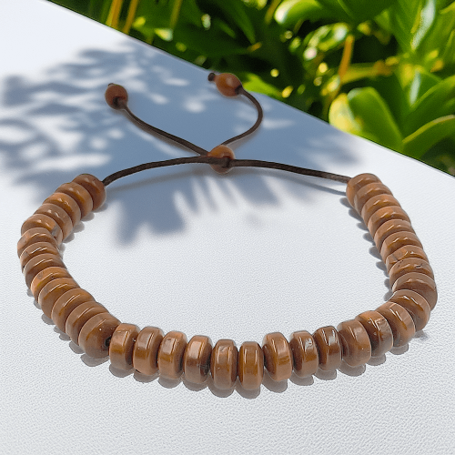 اسوارة خشب الكوك الطبيعي – لمسة من الأصالة والطاقة...