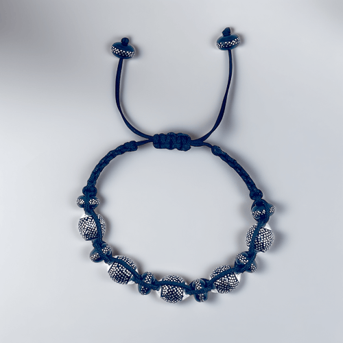 اسوارة يسر رجالية مطعمة بالفضة – المرجان الاسود ال...