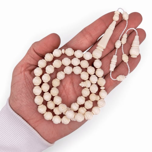 سبحة العاج التراثية – تصميم فاخر بـ 51 خرزة 10 ملي