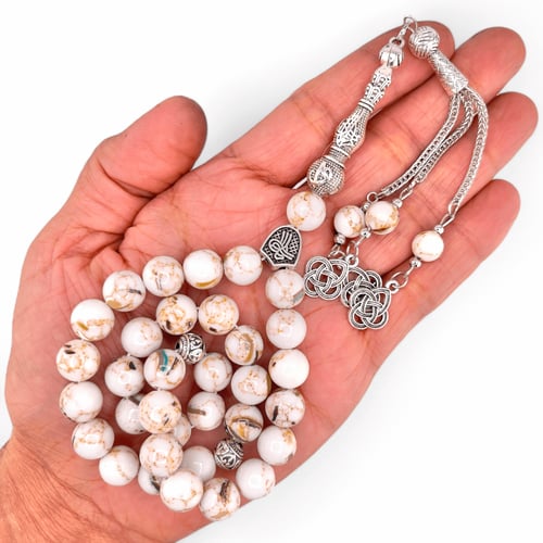 سبحة صدف البحر الابيض بعروق ذهبية – 33 خرزة - سحر...