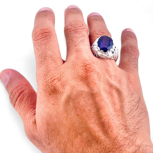 خاتم حجر الجمشت الطبيعي – تصميم أنيق وعصري