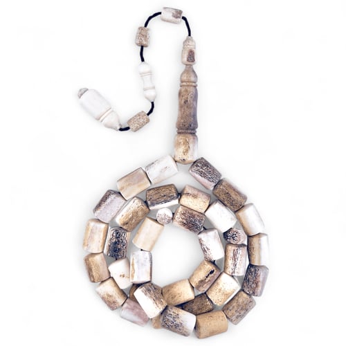 سبحة قرن غزال ( الأيل الاوربي) - 10 ملي 33 خرزة