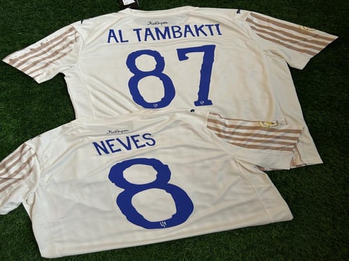 الطباعة على التيشيرت - حسب الطلب