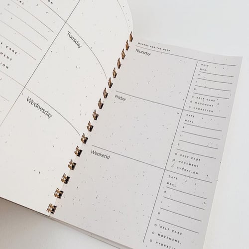 منظم أسبوعي Flora