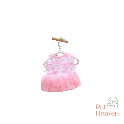 فستان تل مزين بالورود للقطط