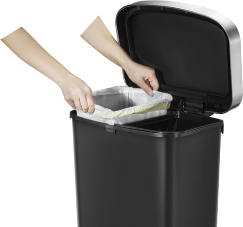 حاوية مهملات ايكو بلاستيك 45 لتر اسود EK62662