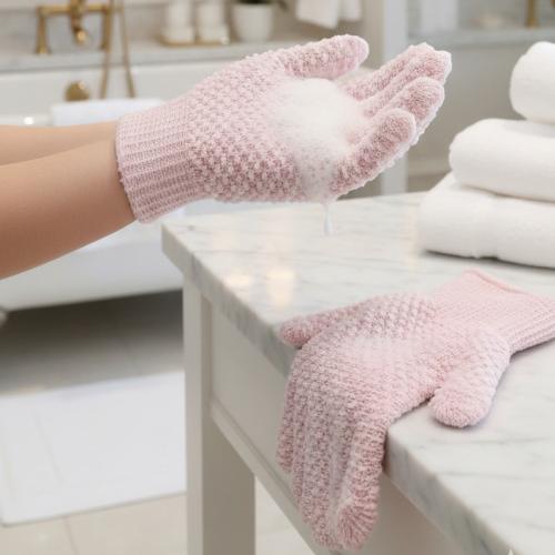 Skin peeling glove