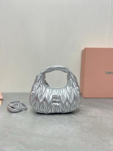 Miu Miu 18cm