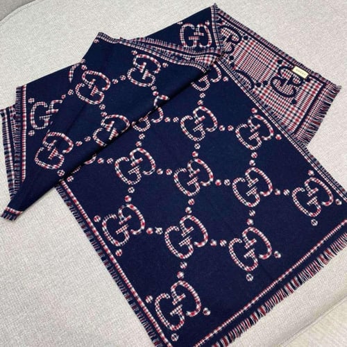 Gucci scarf