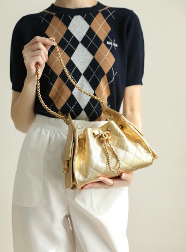 Chanel mini