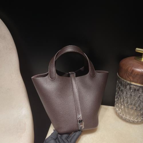 Hermès 18cm