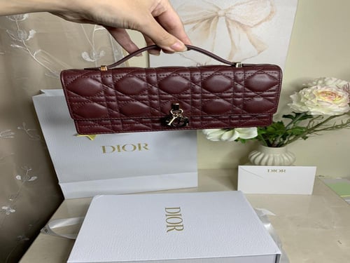 Dior 21cm