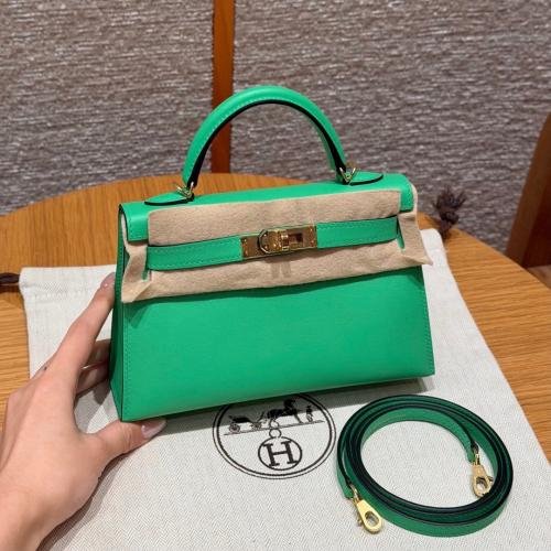 Hermes 19cm