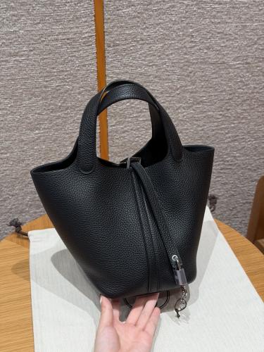 Hermès 18cm