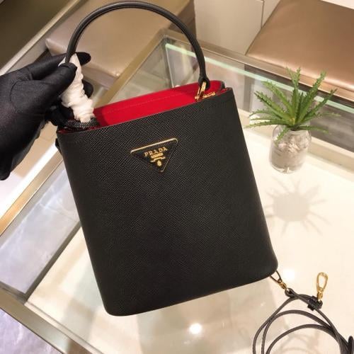 Prada 22cm