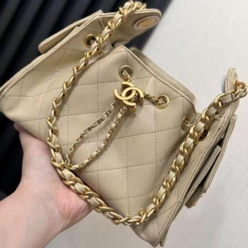 Chanel mini