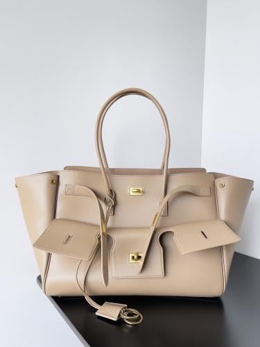 Balenciaga 37cm