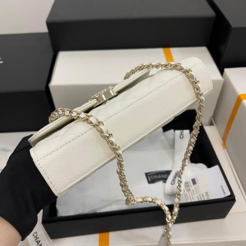 Chanel 18cm