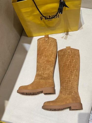 Fendi boots