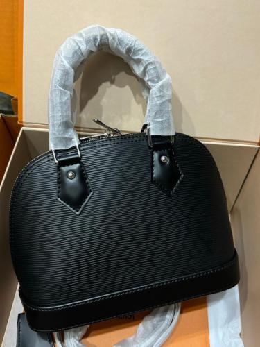 Lv Alma 23.5cm