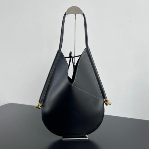 Bottega veneta 44cm