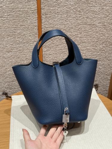Hermès 18cm