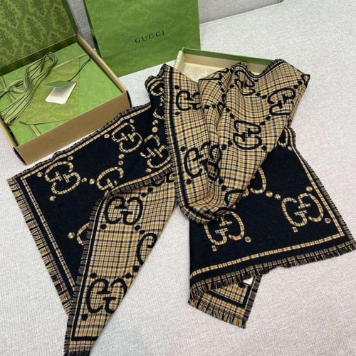 Gucci scarf