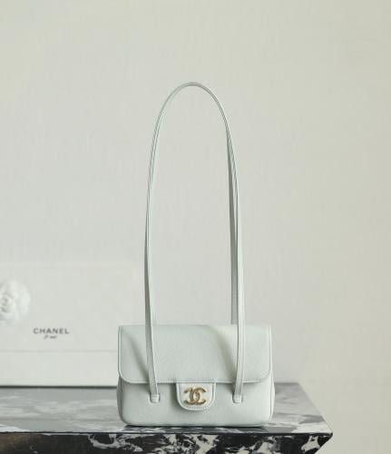 Chanel 17cm