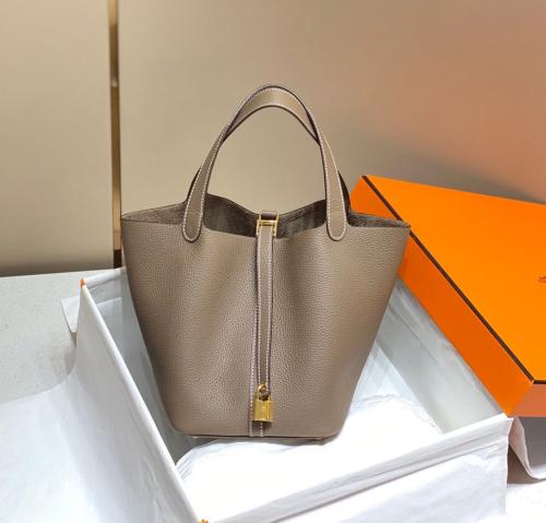 Hermès 18cm
