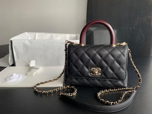 Chanel 19cm