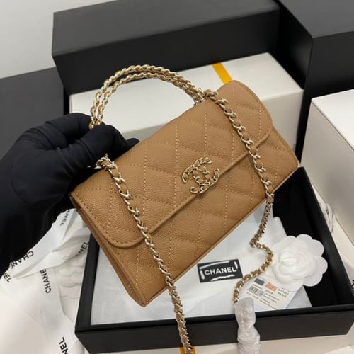 Chanel 18cm