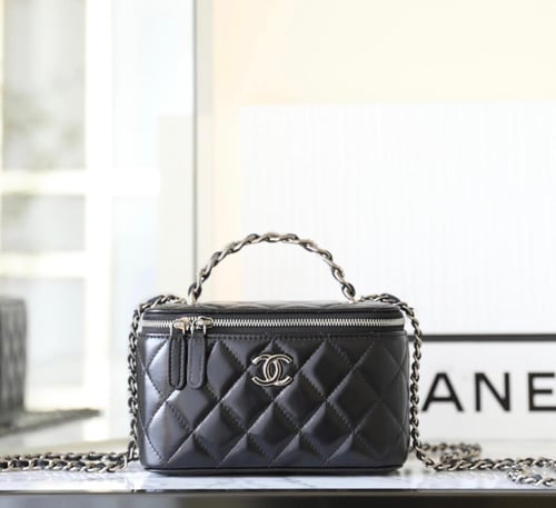 Chanel 17cm